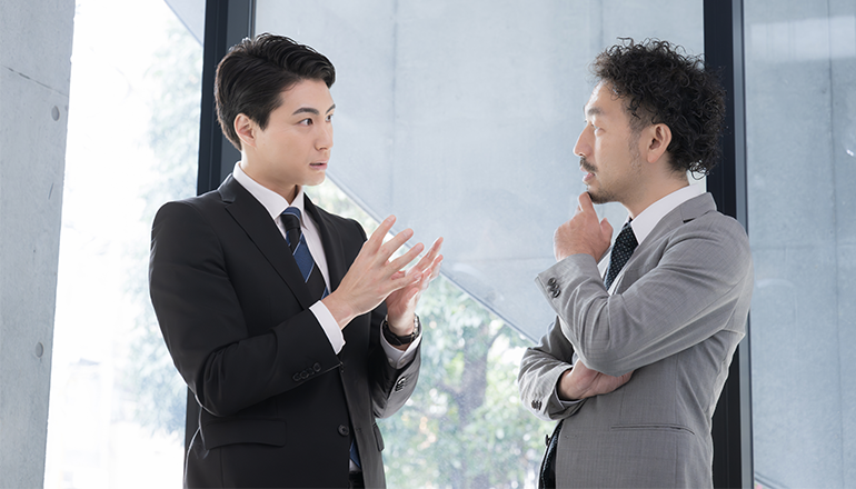 大丈夫なのか?他の人に相談する男性