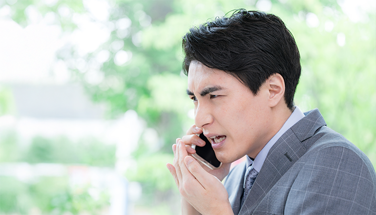 話がつながらい男性イメージ