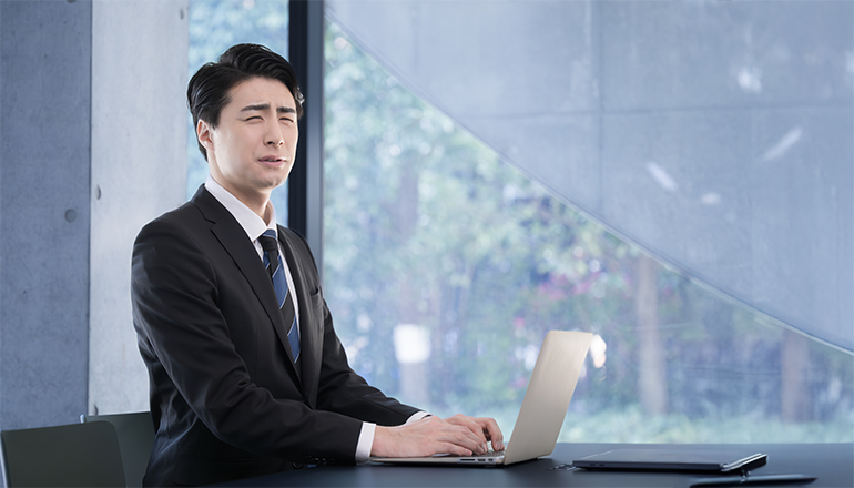 不安をかかえる男性